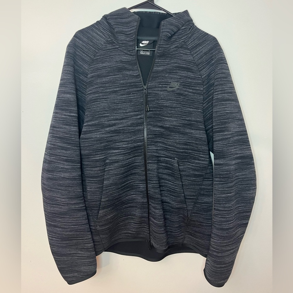 Nike Heathered Black and Gray Tech Fleece Full-Zip Hoodie